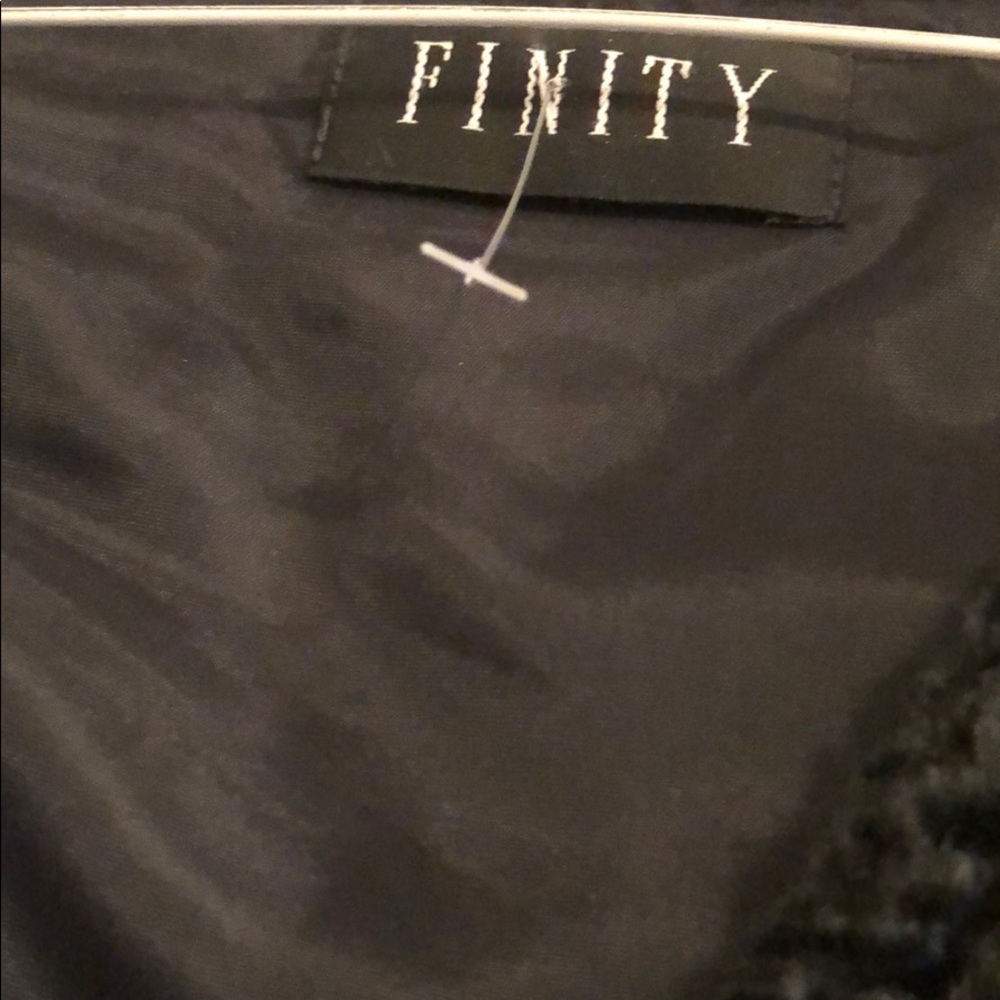 FINITY - Picture 3 of 5